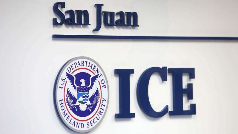 Federales allanan oficina médica en Bayamón