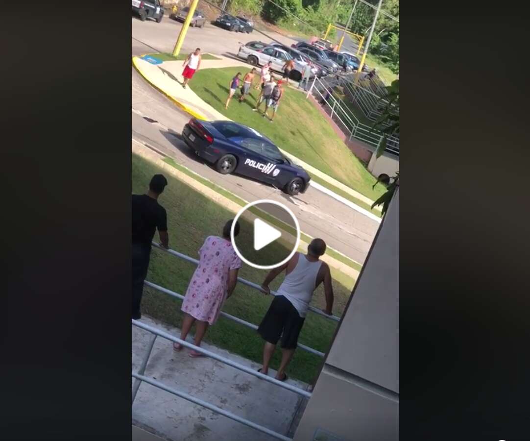 Identifican a jóvenes que le arrebataron un four track a policía