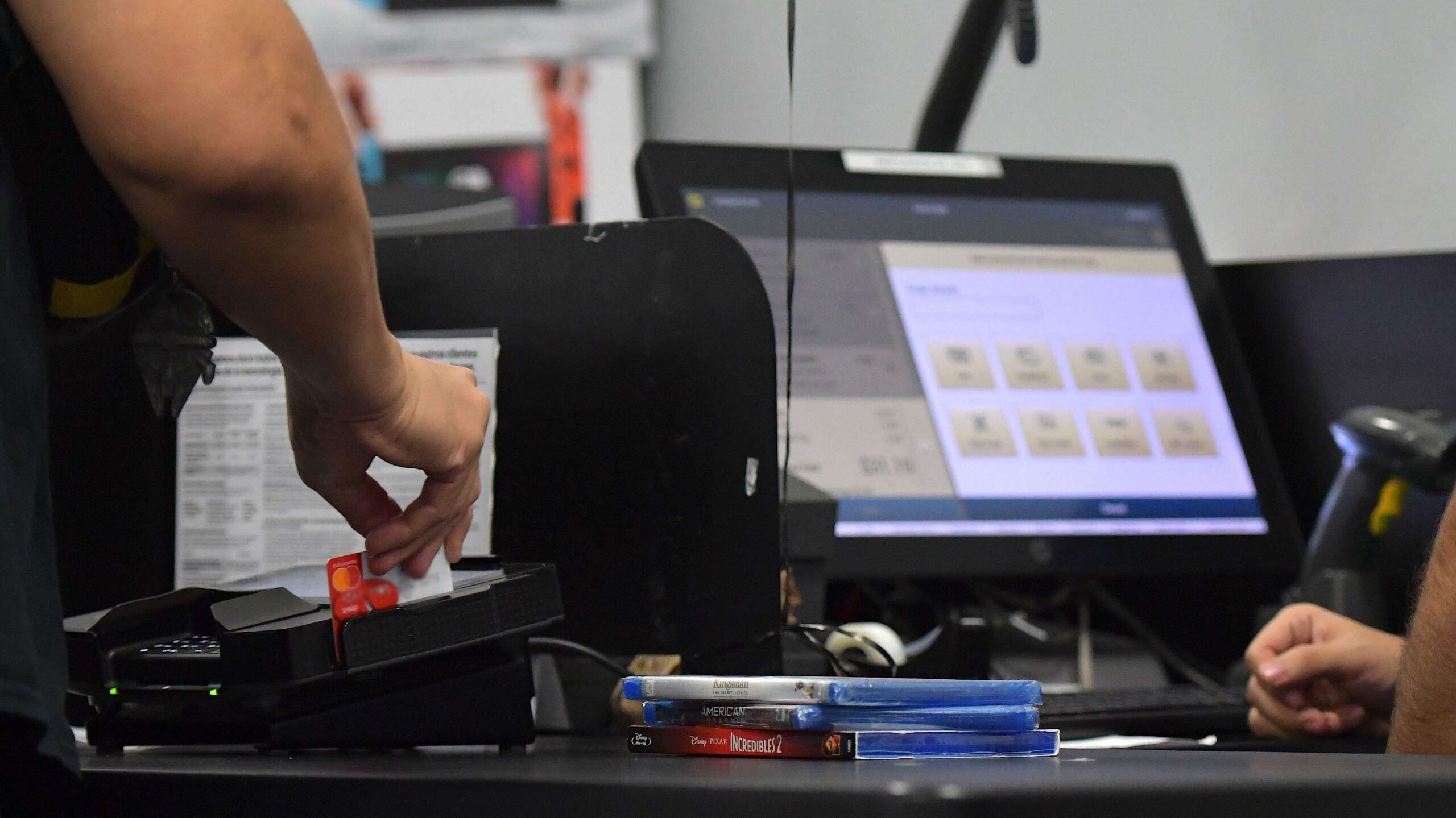 Descubren que en un Supermercado Amigo clonaban tarjetas ATH