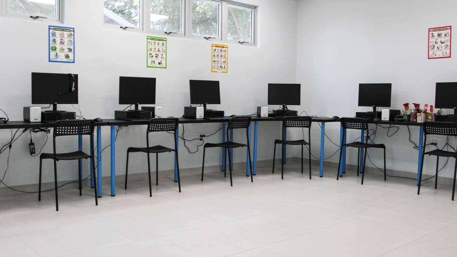 Al tribunal por compra de computadoras en Educación