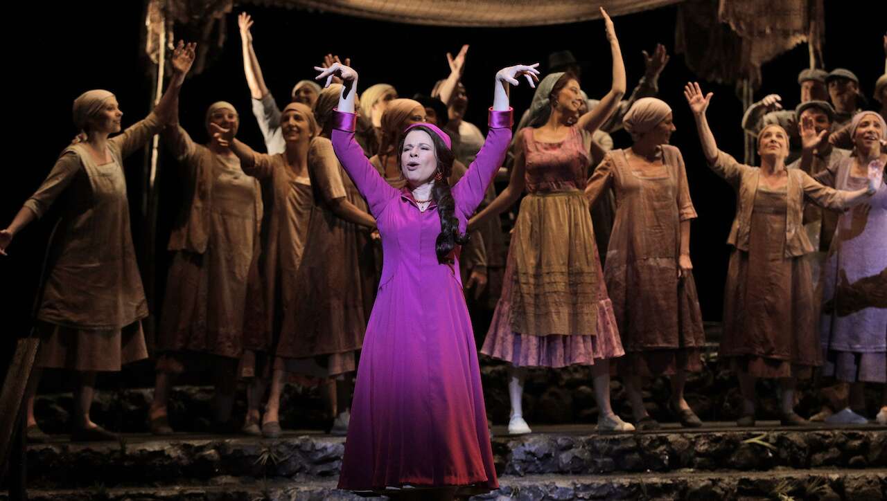 Soprano puertorriqueña se une a Plácido Domingo