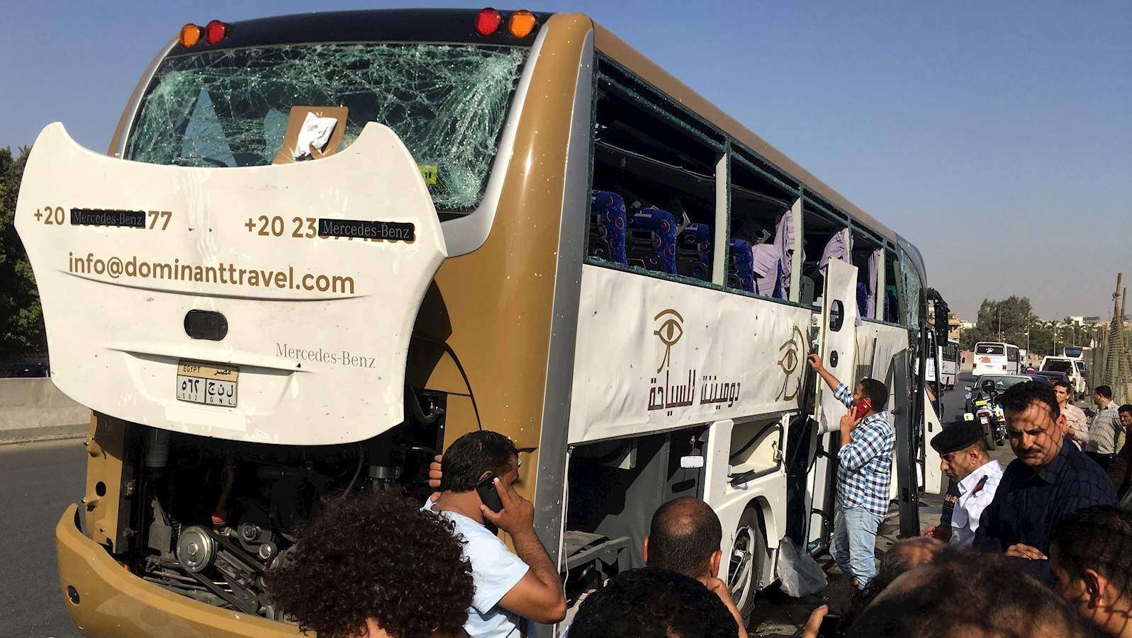 Ataque cerca de pirámides egipcias deja a turistas heridos