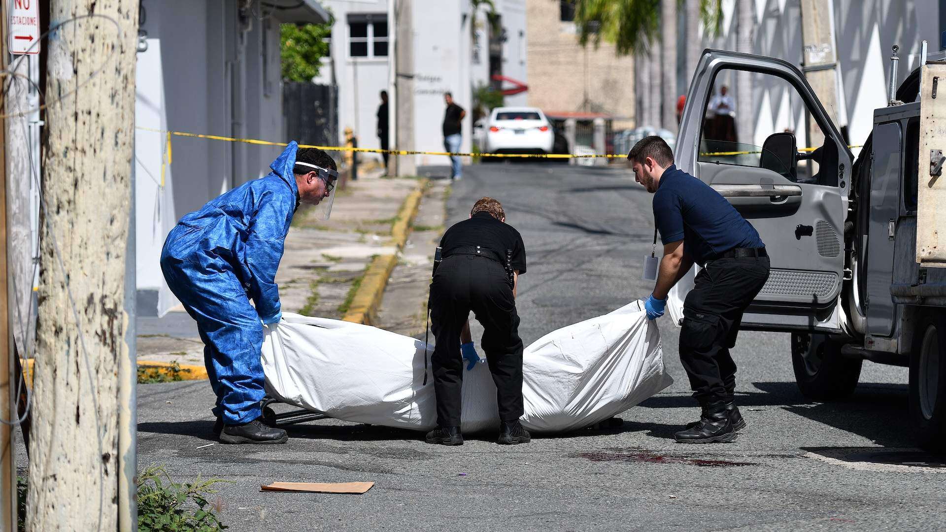 Muere policía municipal durante asalto en bar de Vega Baja