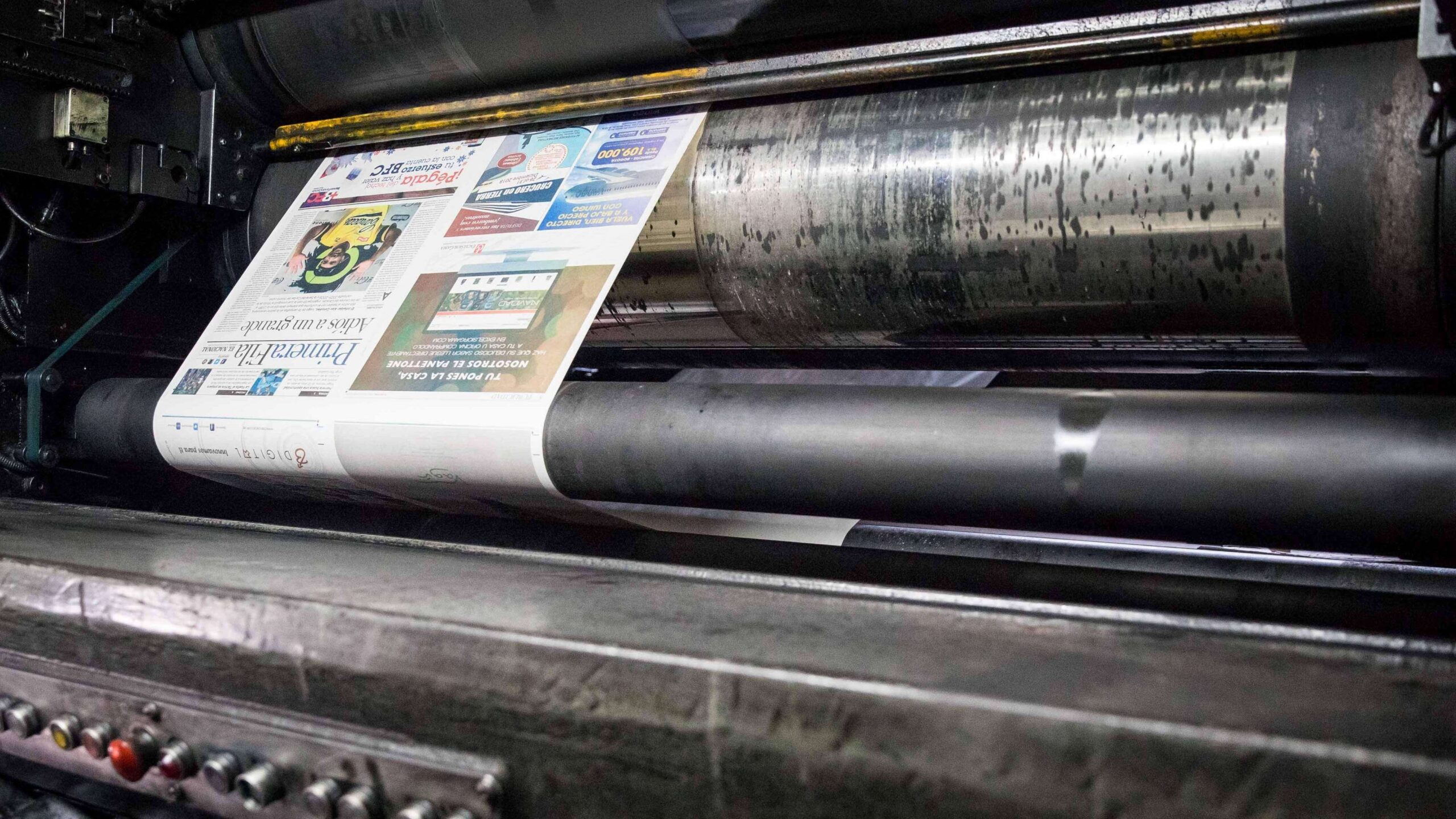 La falta de papel en Venezuela paraliza la edición impresa de un periódico