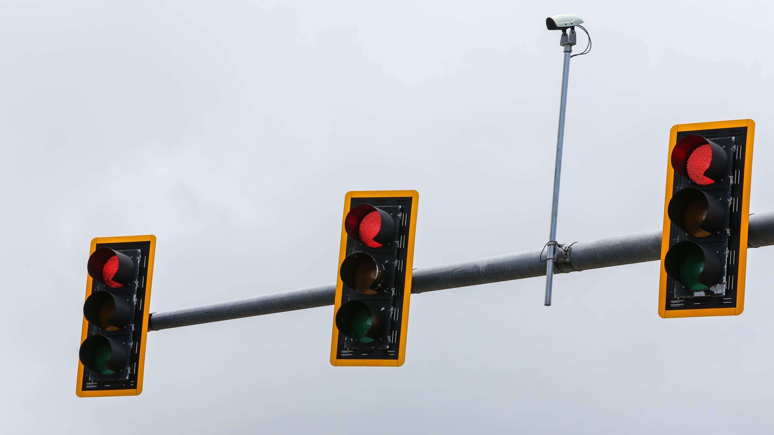 Grave accidente vehicular en Morovis envía a una persona al hospital