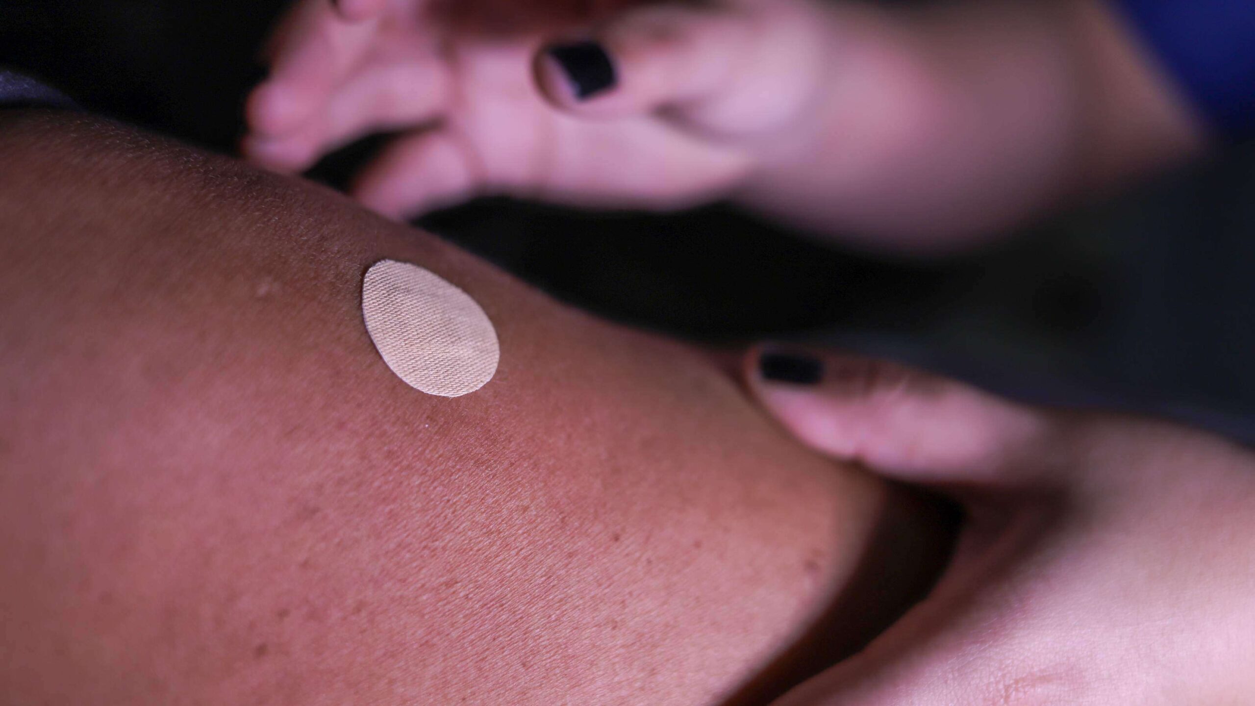 Farmacias de la comunidad vacunarán contra sarampión y otras enfermedades