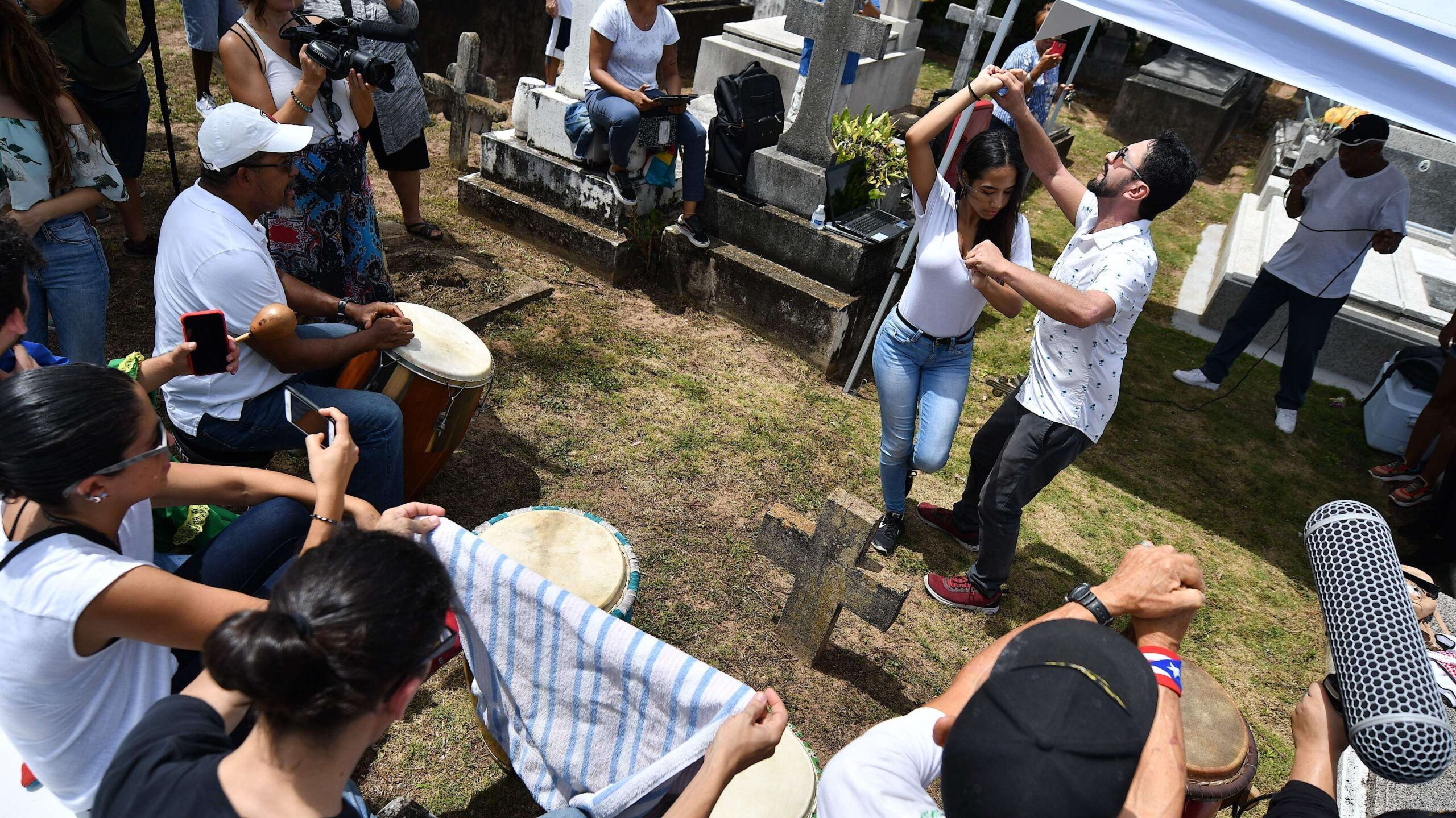 Sencillo homenaje a Maelo en Villa Palmeras