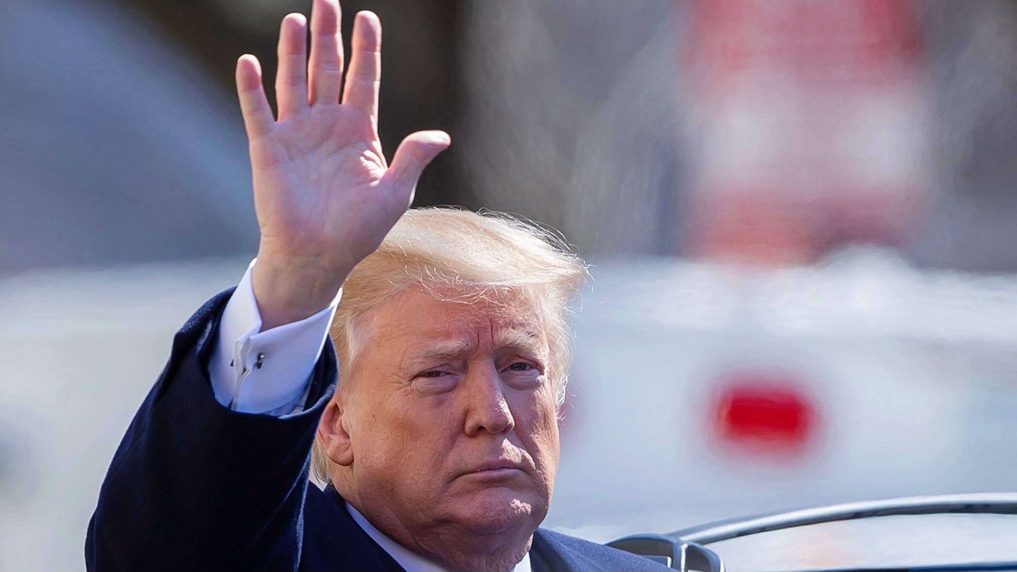 Trump vendió terrenos a compañía ligada a venezolanos chavistas