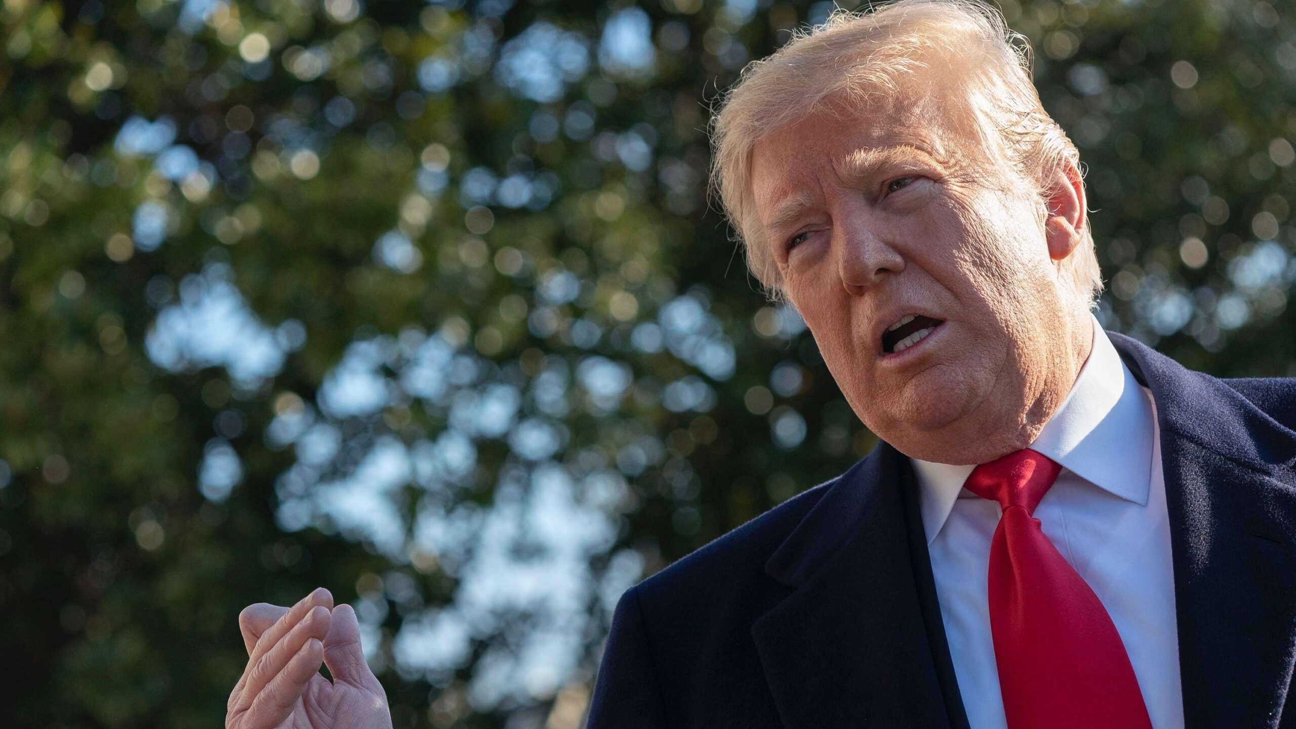 Trump amenaza a China con más aranceles si no llegan a acuerdo