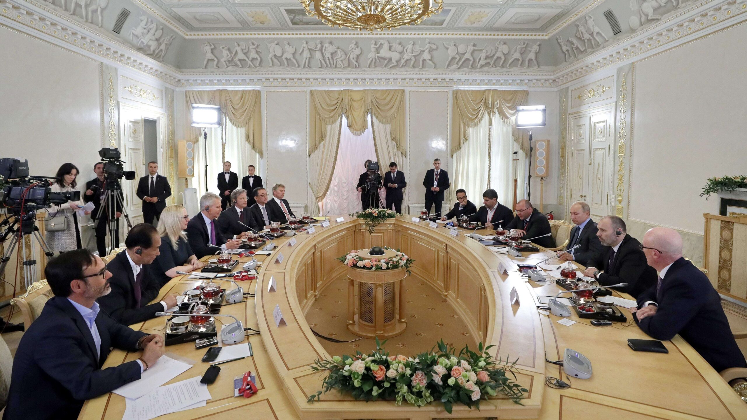 Putin dice que EEUU desestabilizó sistema de seguridad global