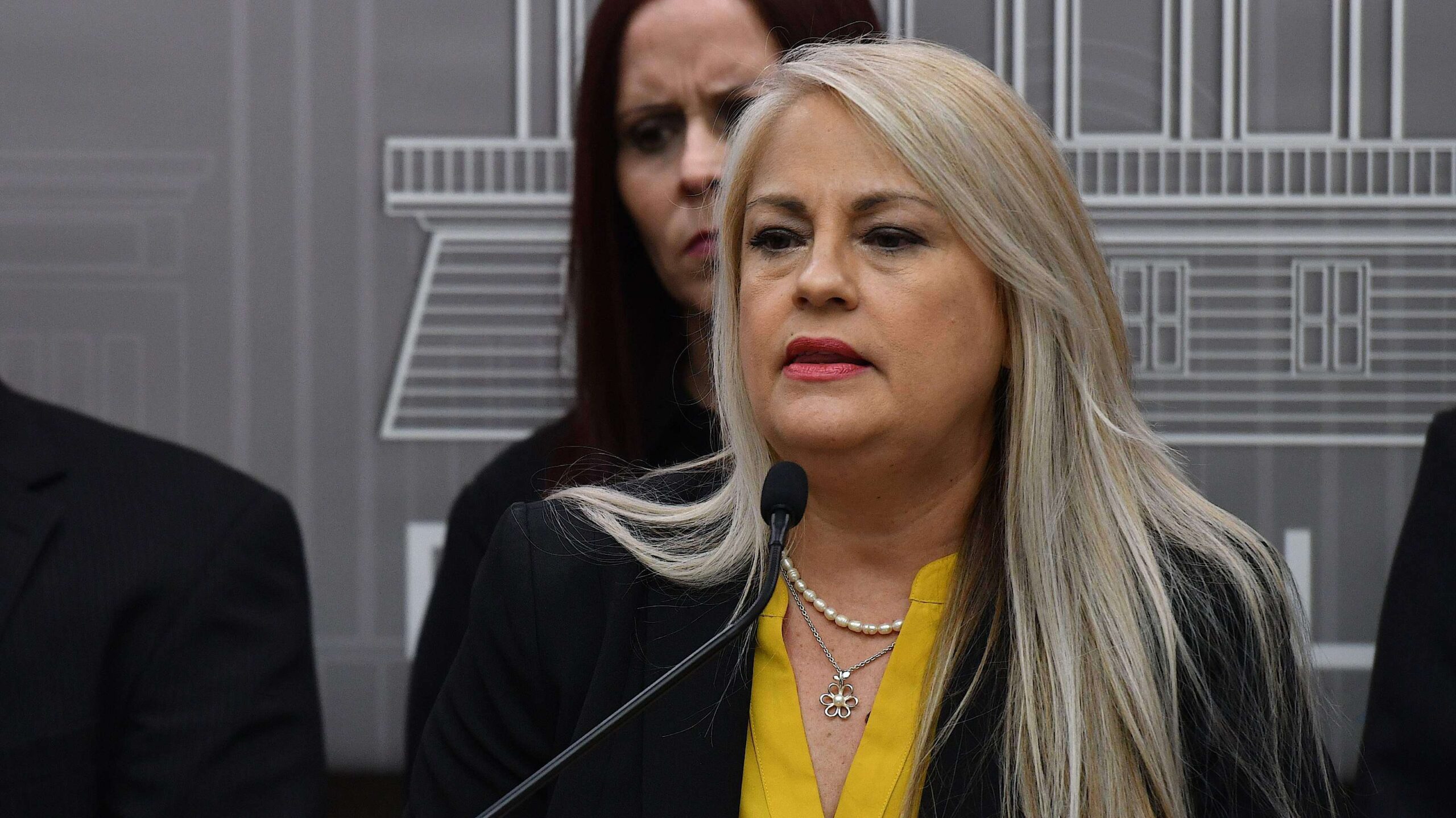 Suspenden fiscal que no atendió caso de mujer asesinada