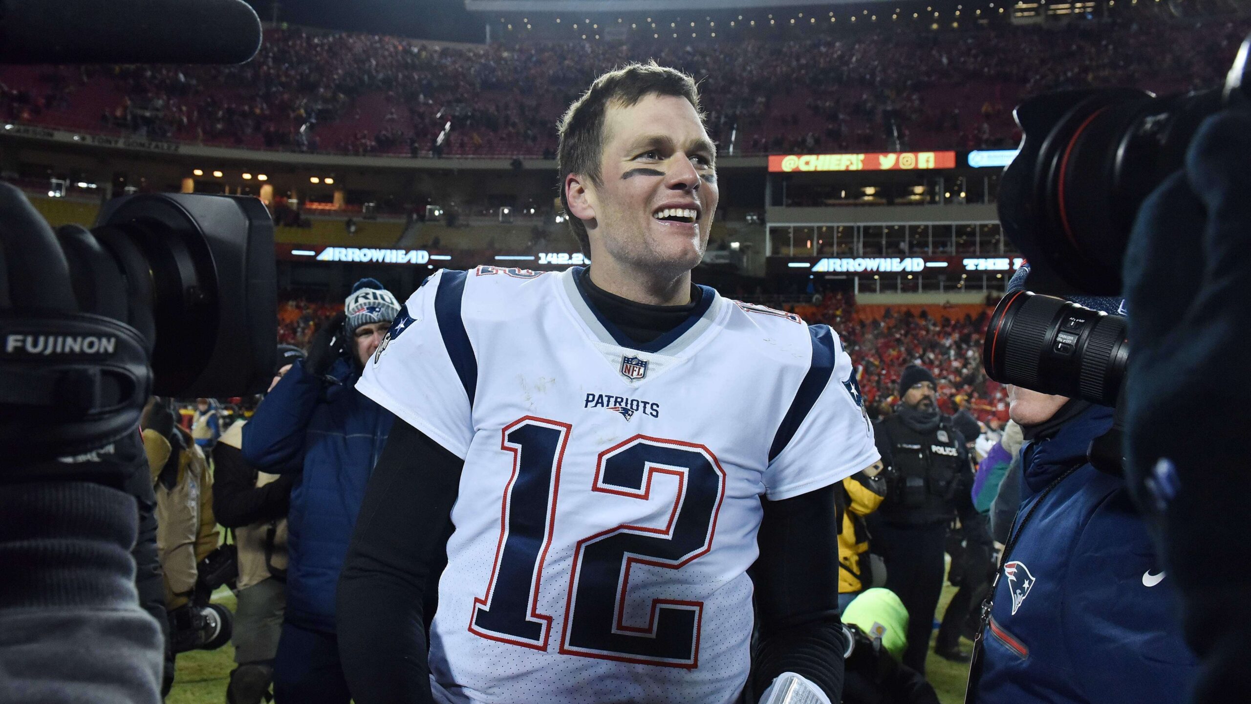 Tom Brady sigue encabezando las ganancias en la NFL