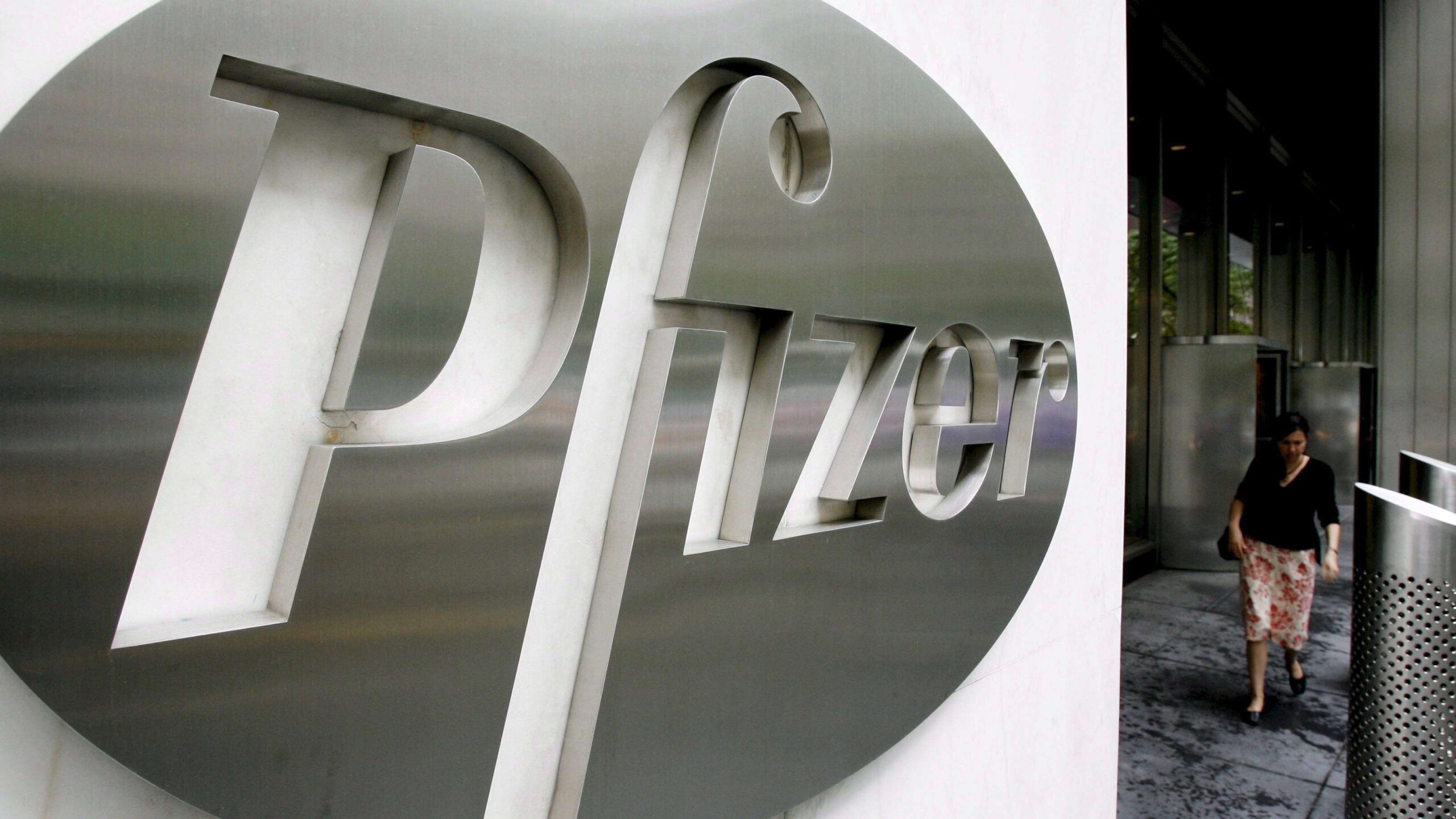 Pfizer no difundió detalles de medicamento que podría prevenía Alzhéimer