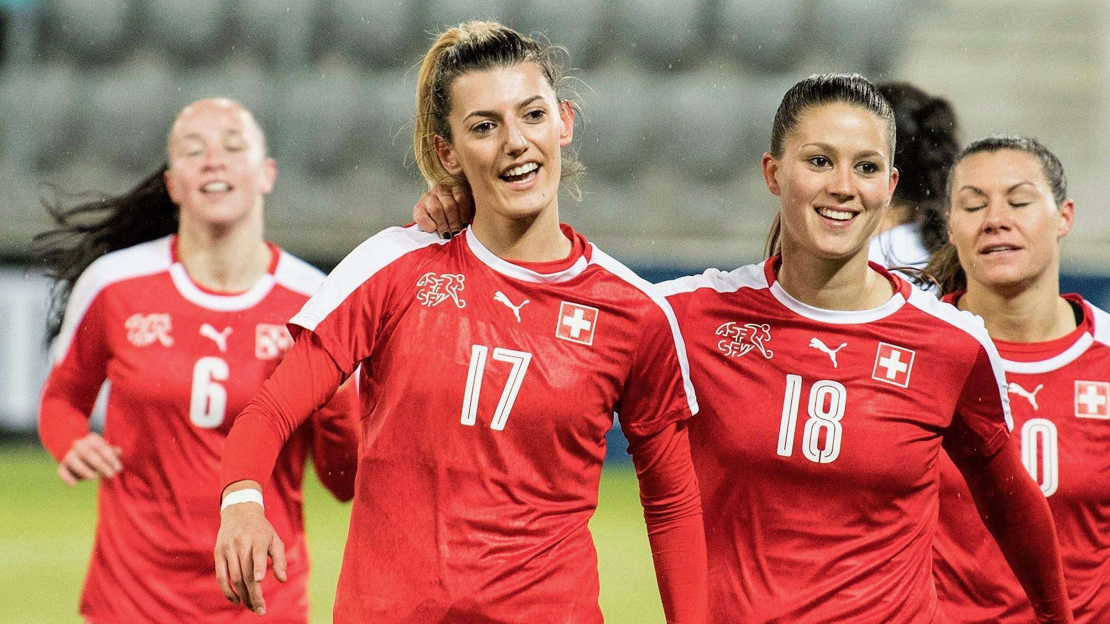 Futbolista suiza desaparece en lago italiano