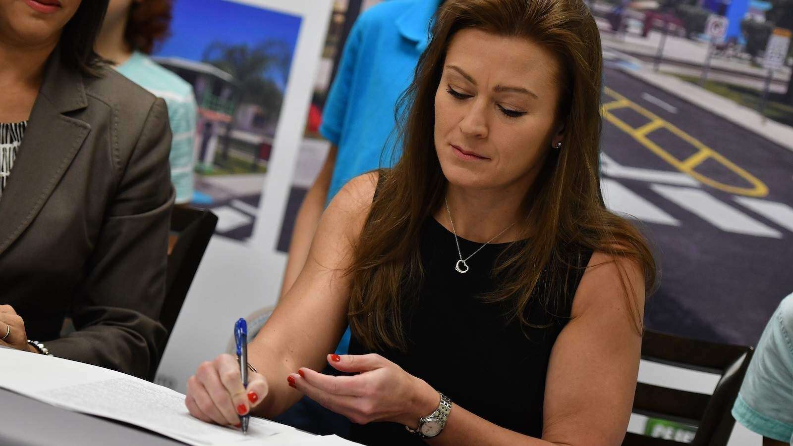 Liberan de condiciones restrictivas al que retrató citación de cuentas de K