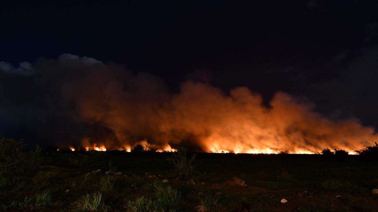Explosión en fábrica de zapatos deja a dos heridos