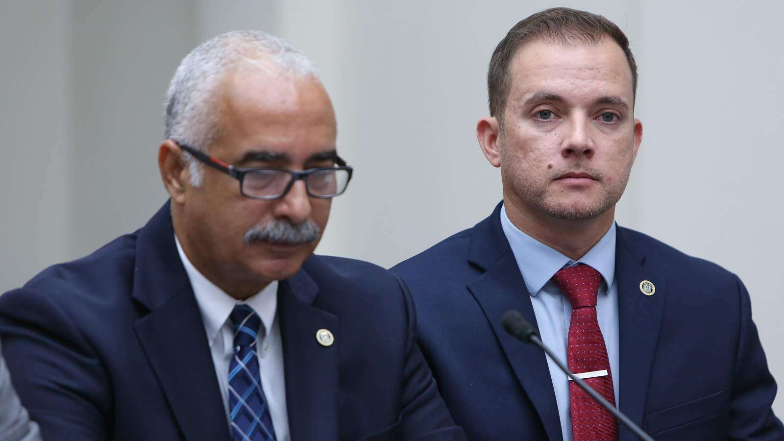 Llerandi confirma fue al gran jurado para entregar documentos de BDO