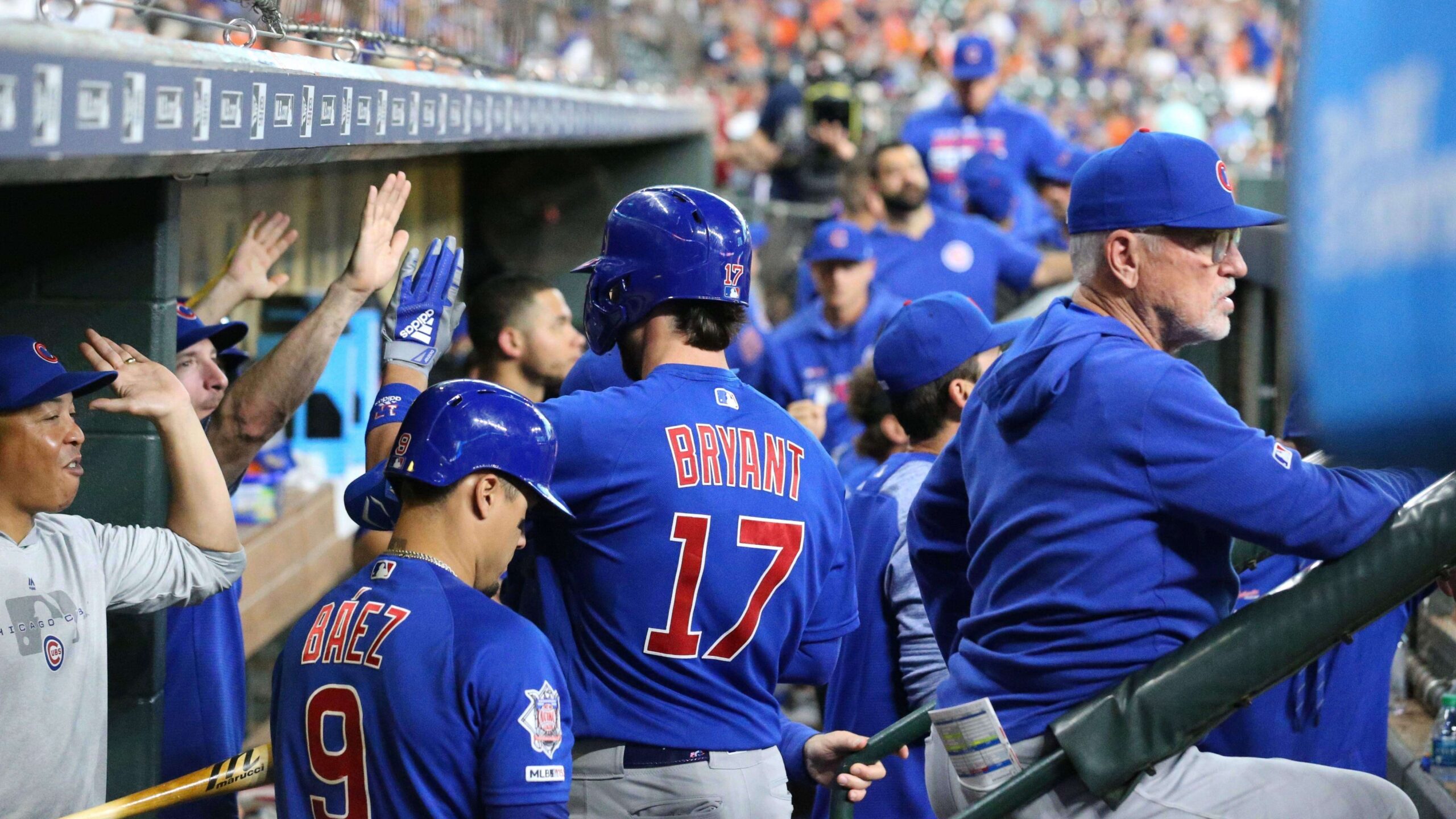 Javy Báez llega a los 100 cuadrangulares