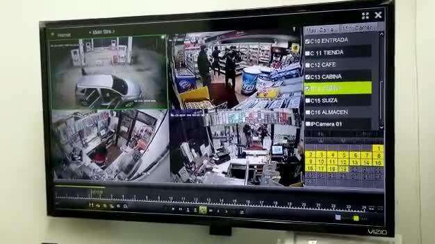 Asaltantes llegan a gasolinera con armas largas