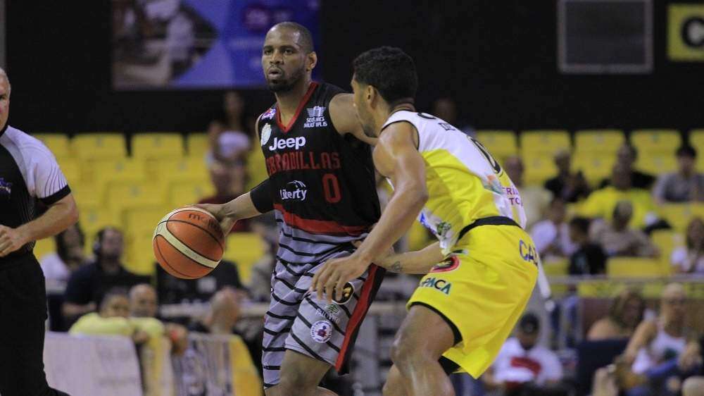 Arecibo nivela su serie de cuartos de final