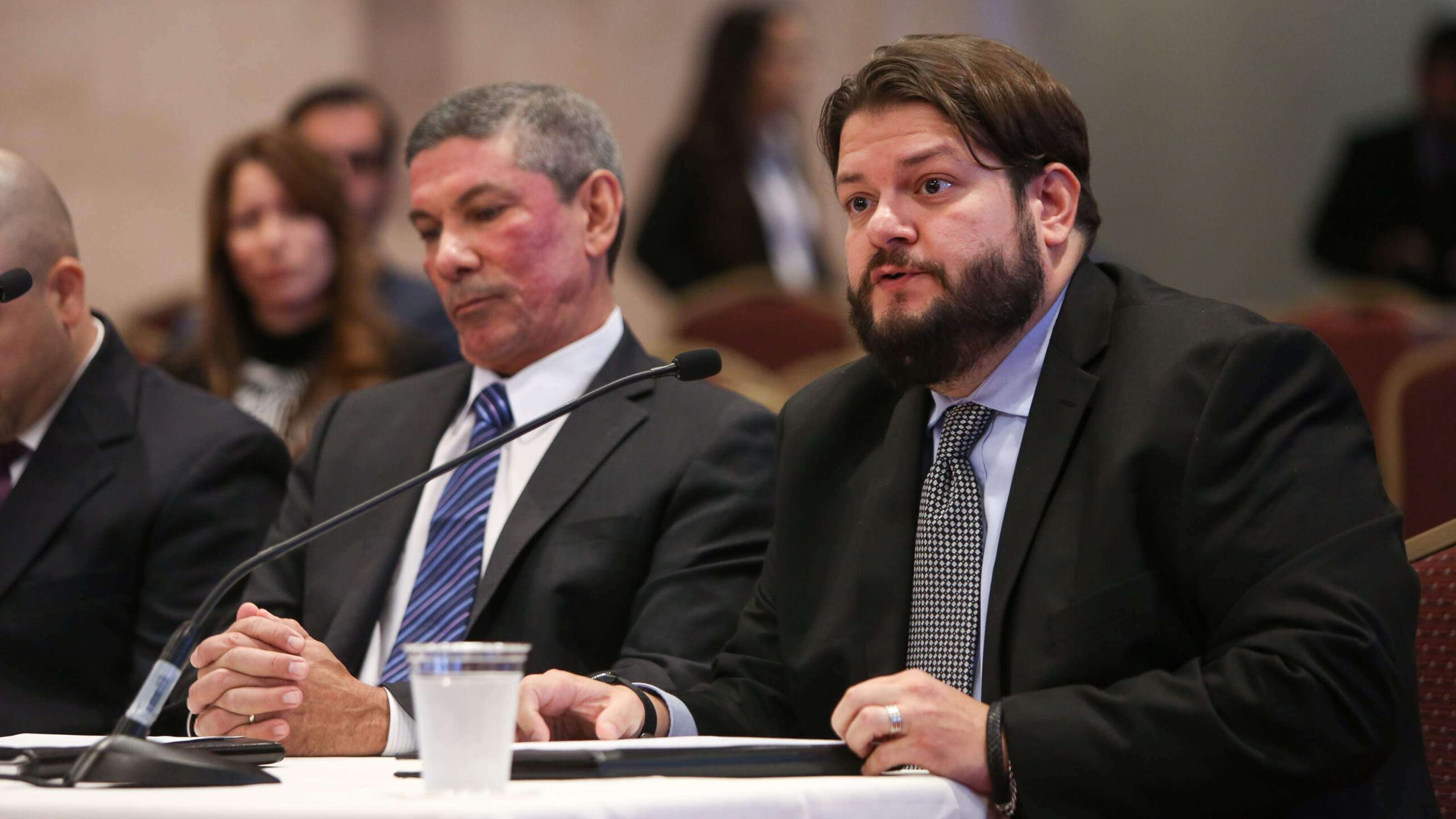 Jueces mantienen pelea por cero recorte en sus pensiones