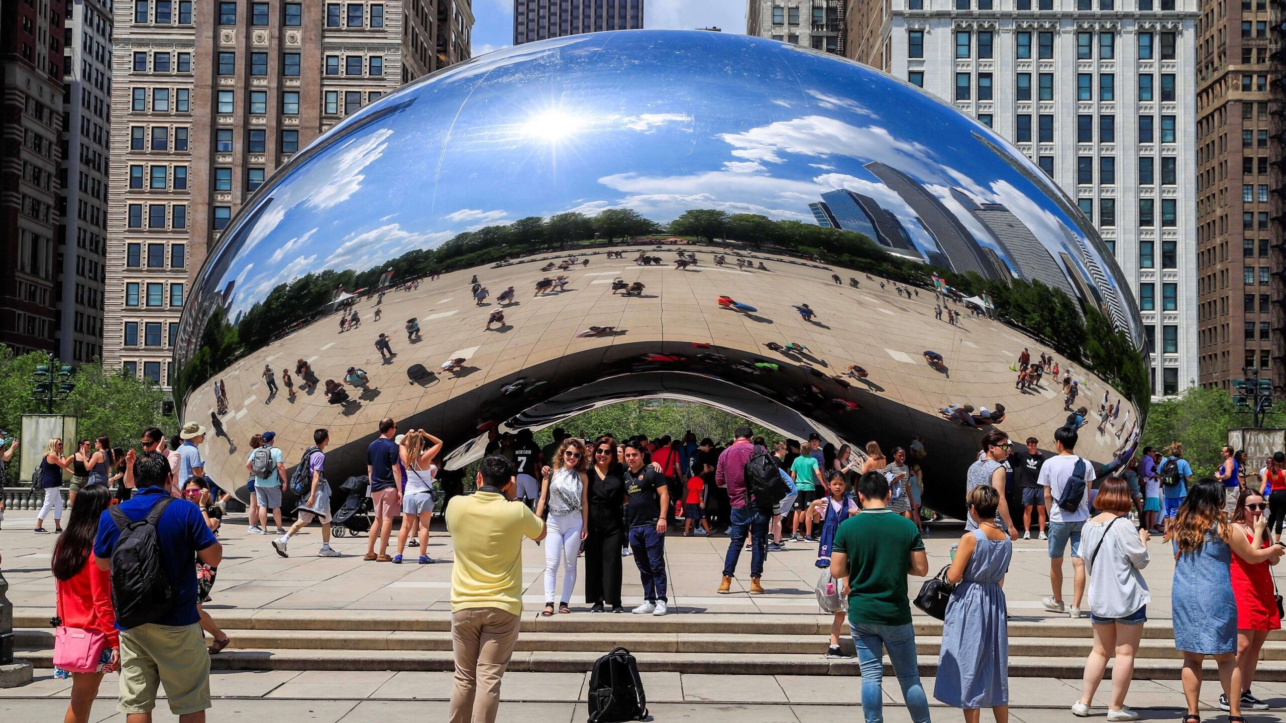Vandalizan a ‘The Bean’ en Chicago