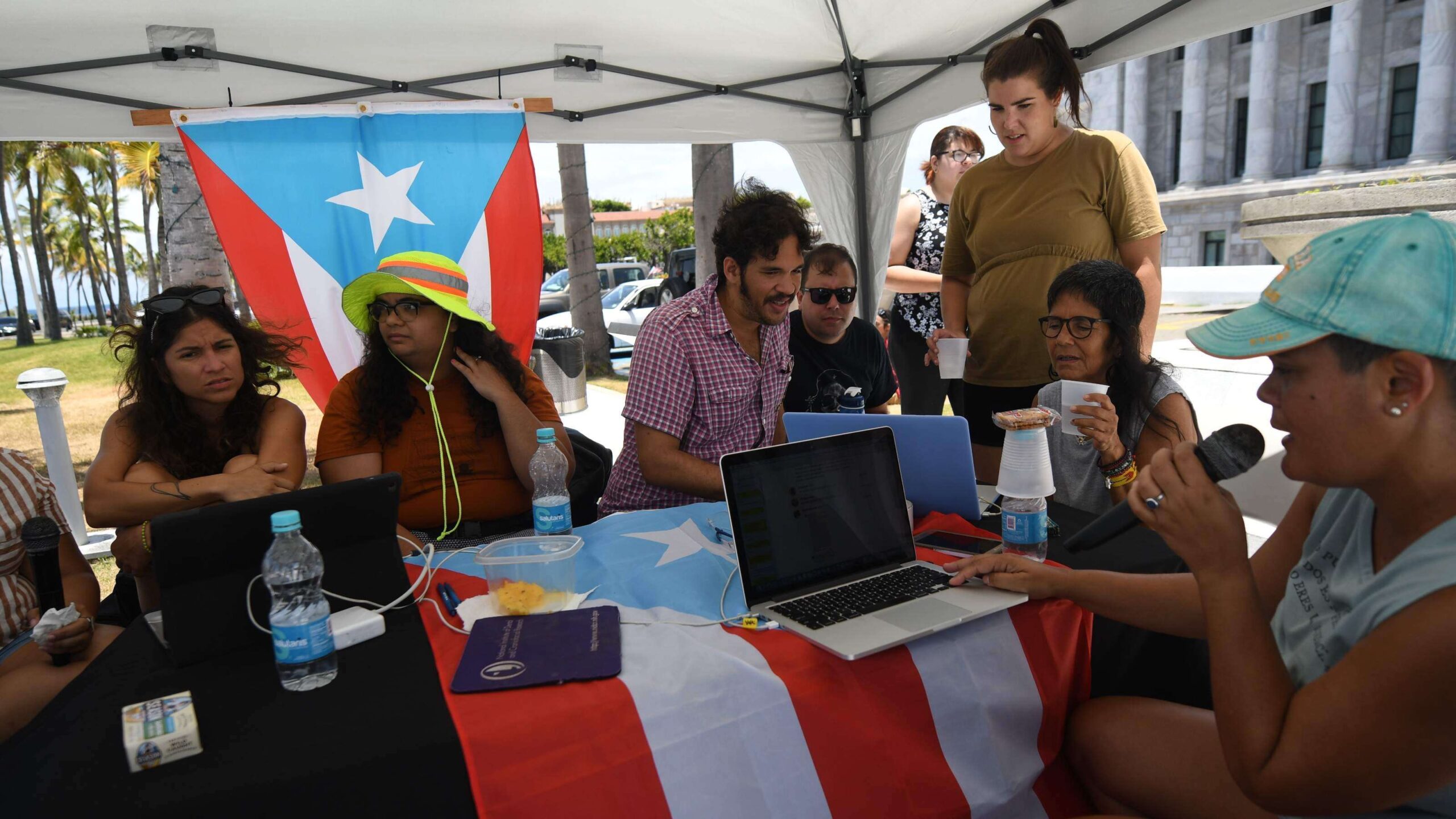 Lectura a viva voz del chat de Telegram