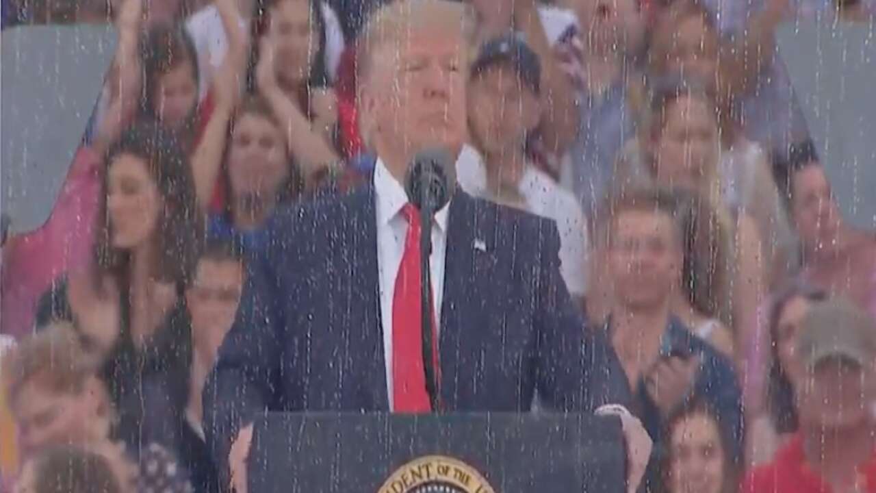 Trump halaga el patriotismo en desfile militar por el 4 de julio