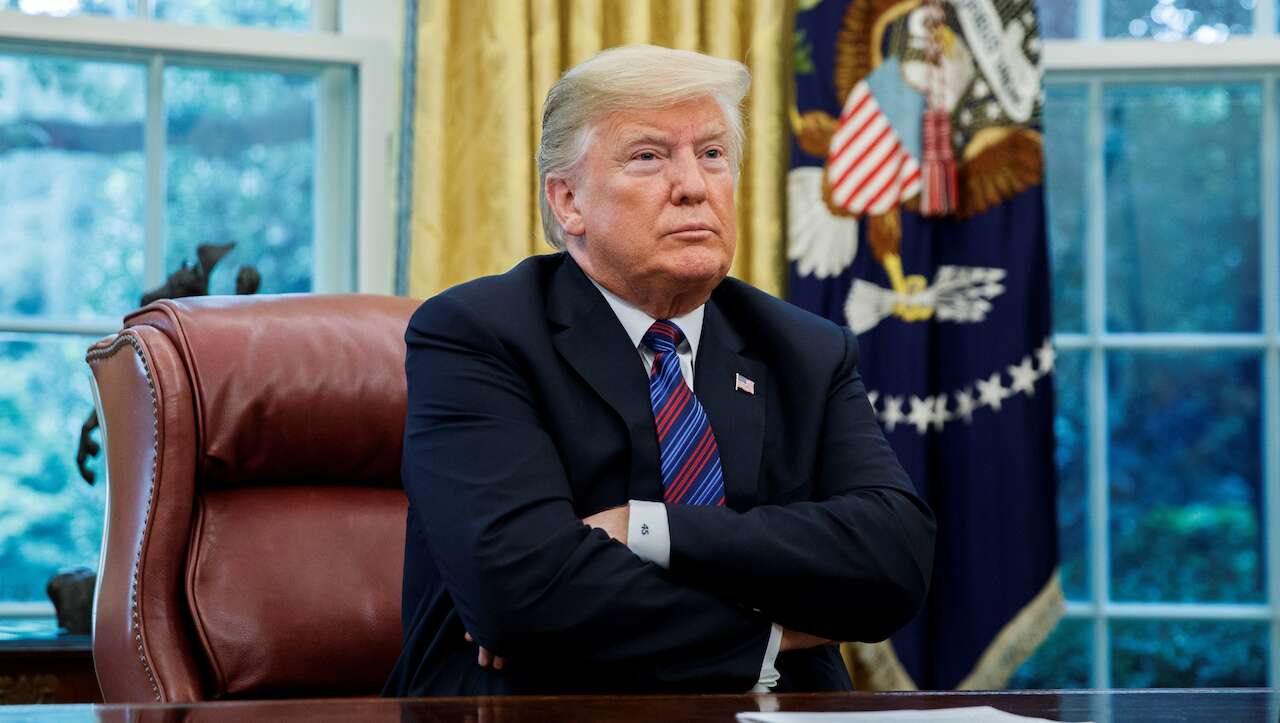 Cánticos racistas en acto electoral de Trump