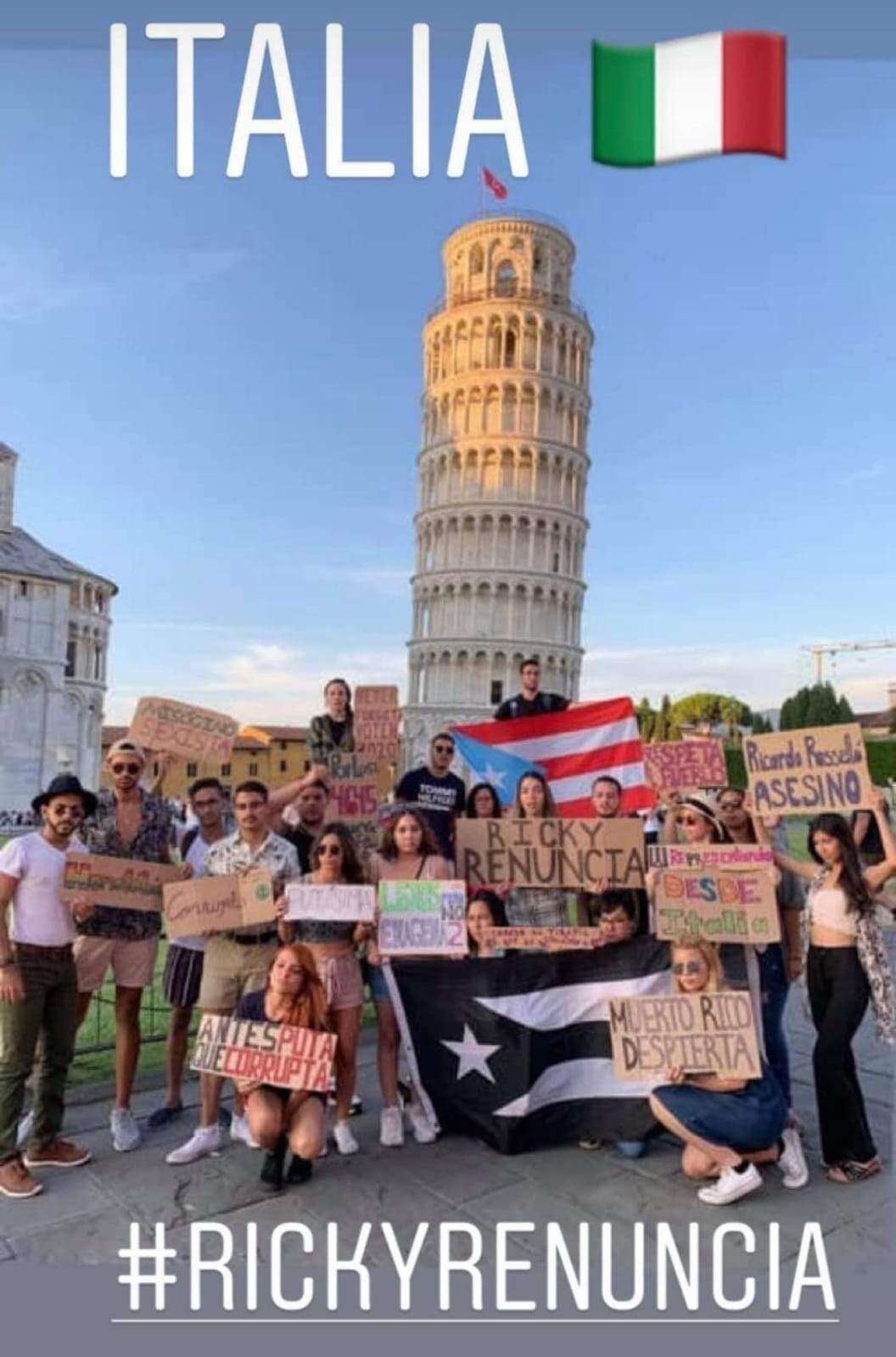 #RickyRenuncia alrededor del mundo