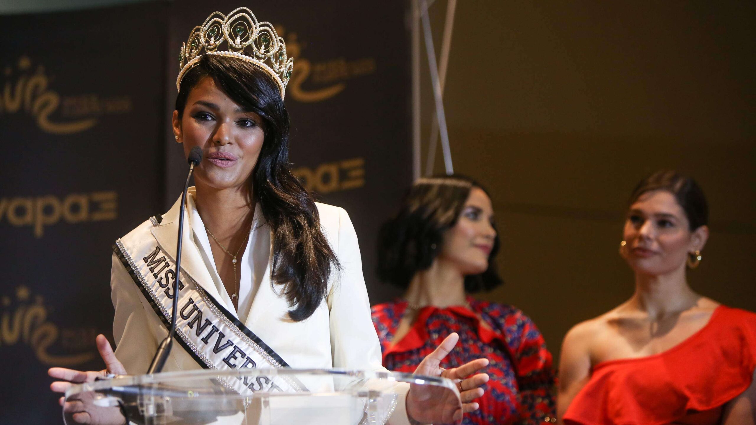 Hasta Miss Universe se cuela en el #TelegramGate