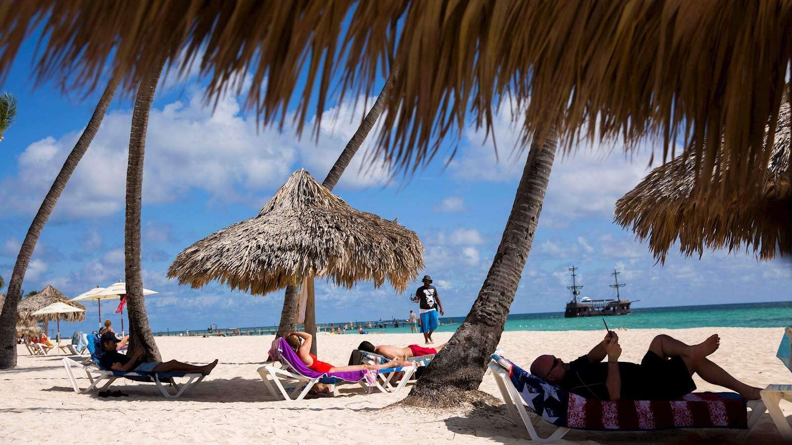 Ofensiva turística dominicana: 33 proyectos y casi $3,000 millones en un añ