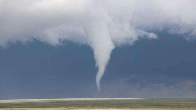 Impresionante tornado se registra en Lajas