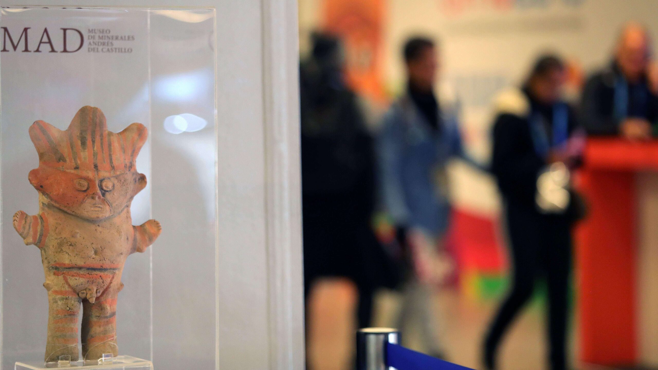 Mascota inspirada en la antigua civilización peruana