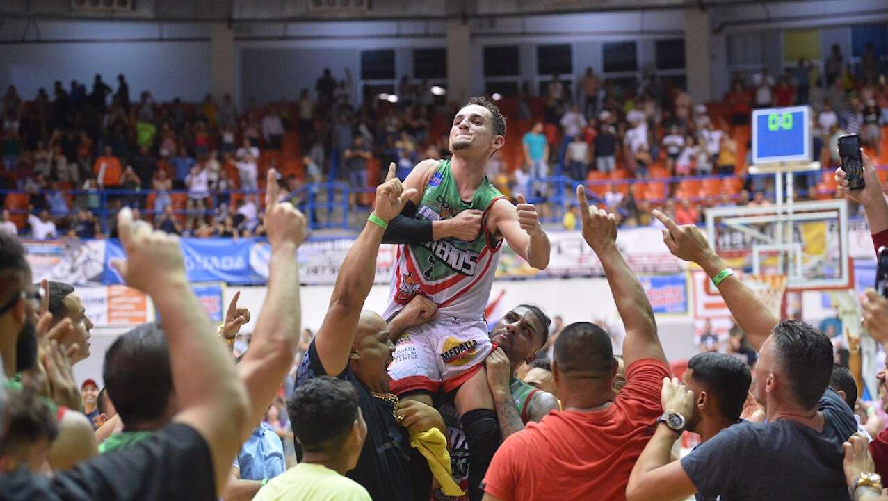BSN: Santeros de Aguada ganan su primer campeonato