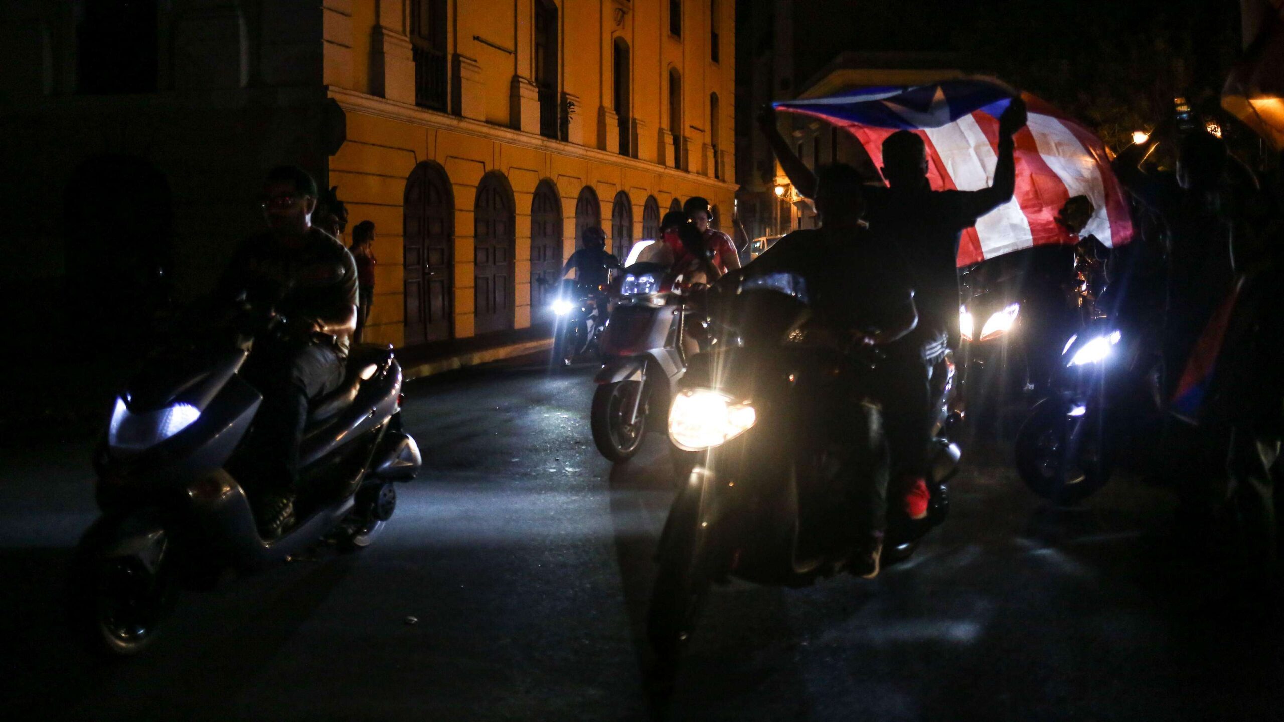 Rey Charlie: de ‘fiebrú’ criticado a ‘Avenger’ boricua