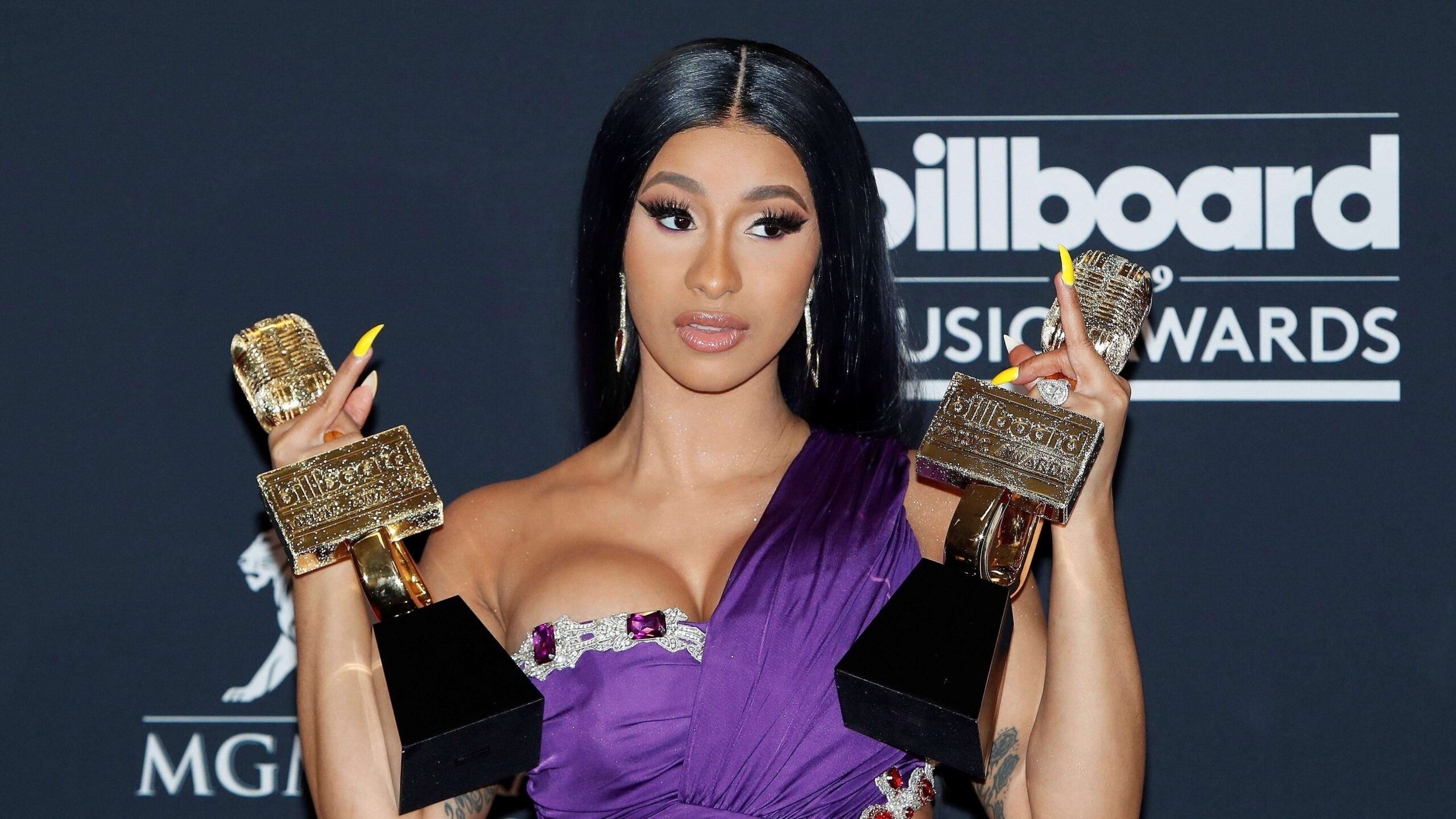 Cardi B no asistirá a festival de Rock en Río de Janeiro