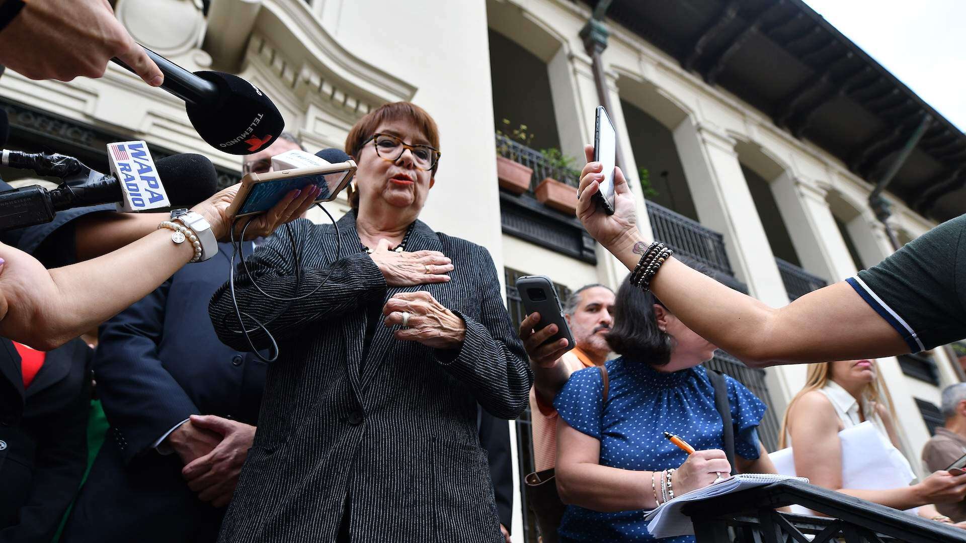 Sigue viva demanda de fiscal contra Rosa Emilia por discrimen y represalias