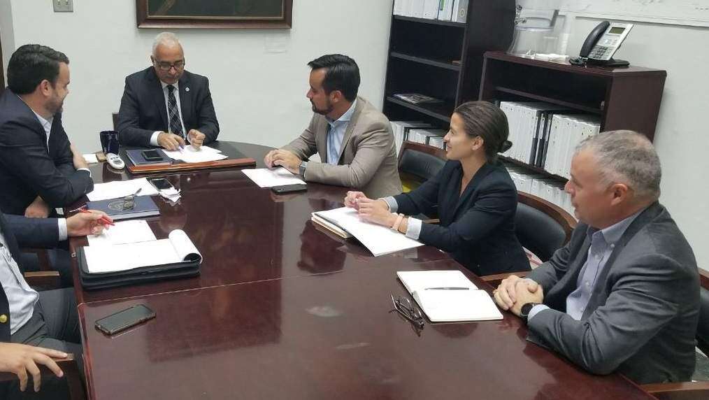 Zamot también pide pistas para el FBI