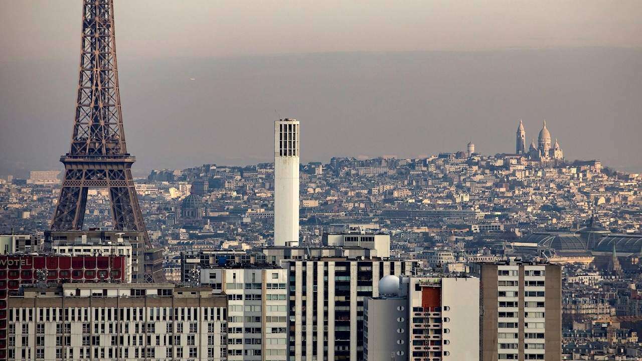 París prohíbe circulación de autos contaminantes