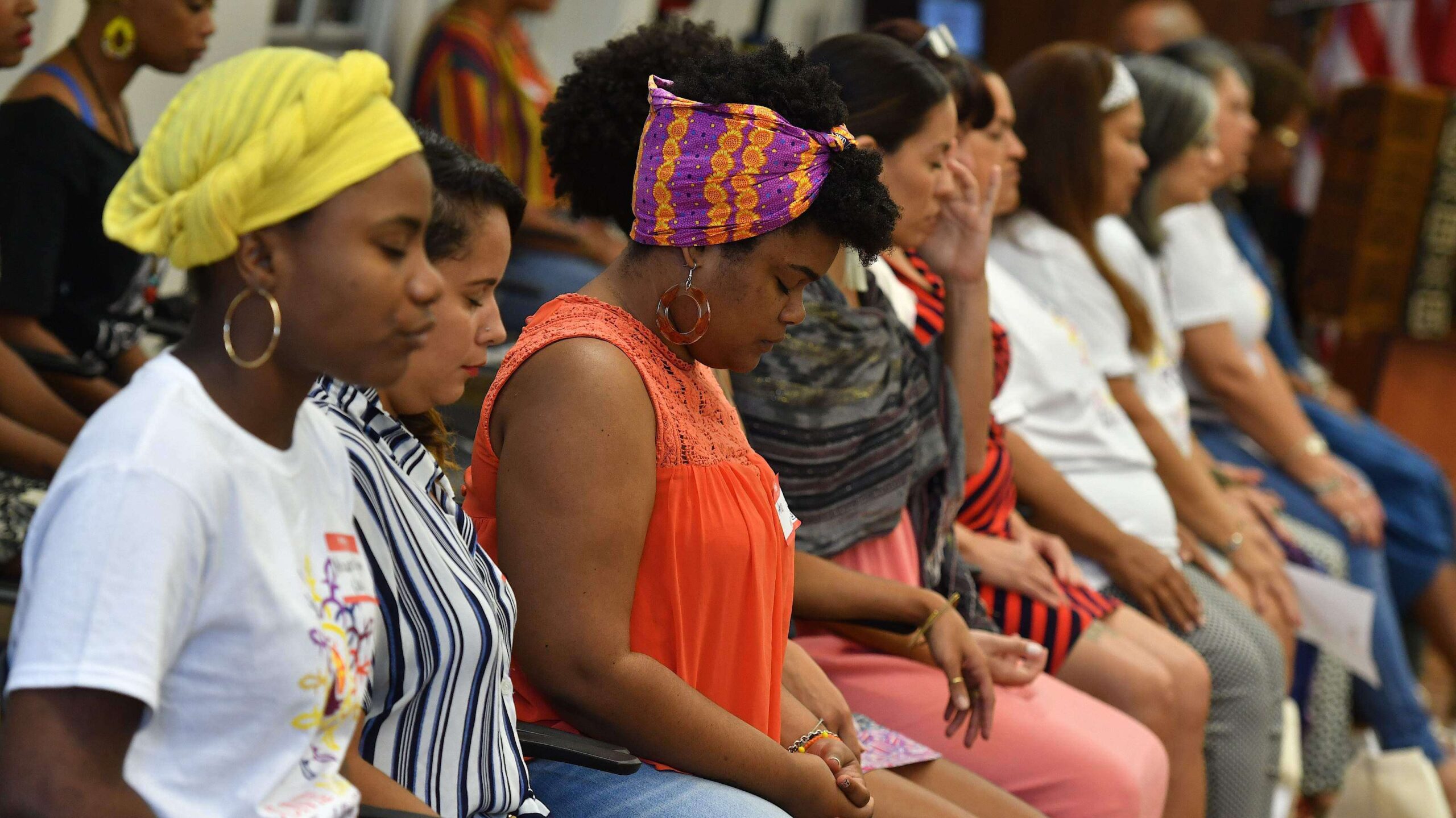Ancladas las madres a la fuerza laboral