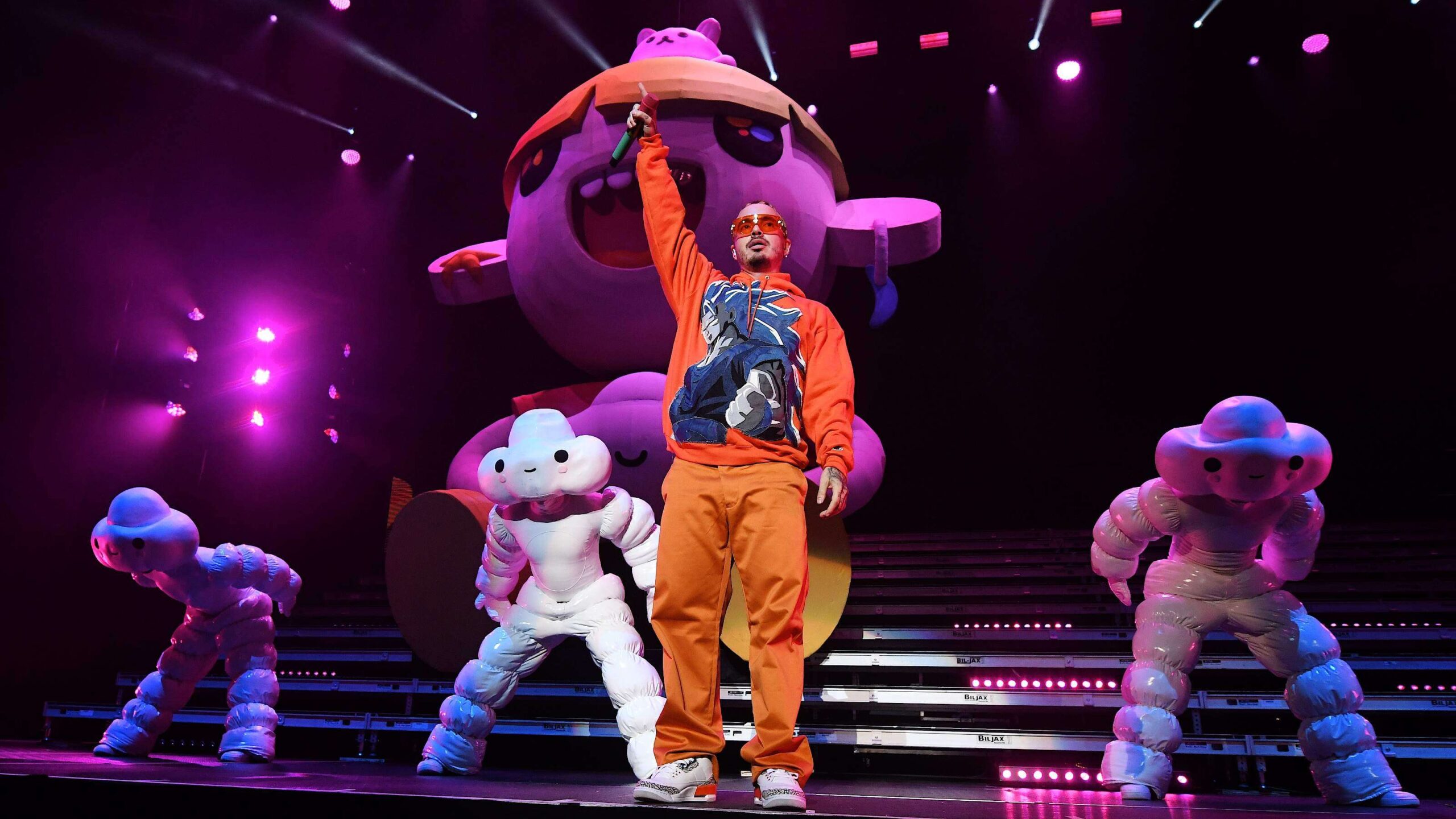 Puerto Rico pintado por el arcoíris J Balvin