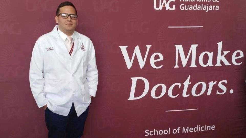 Regresa a PR joven que sufrió quemaduras por explosión en su apartamento