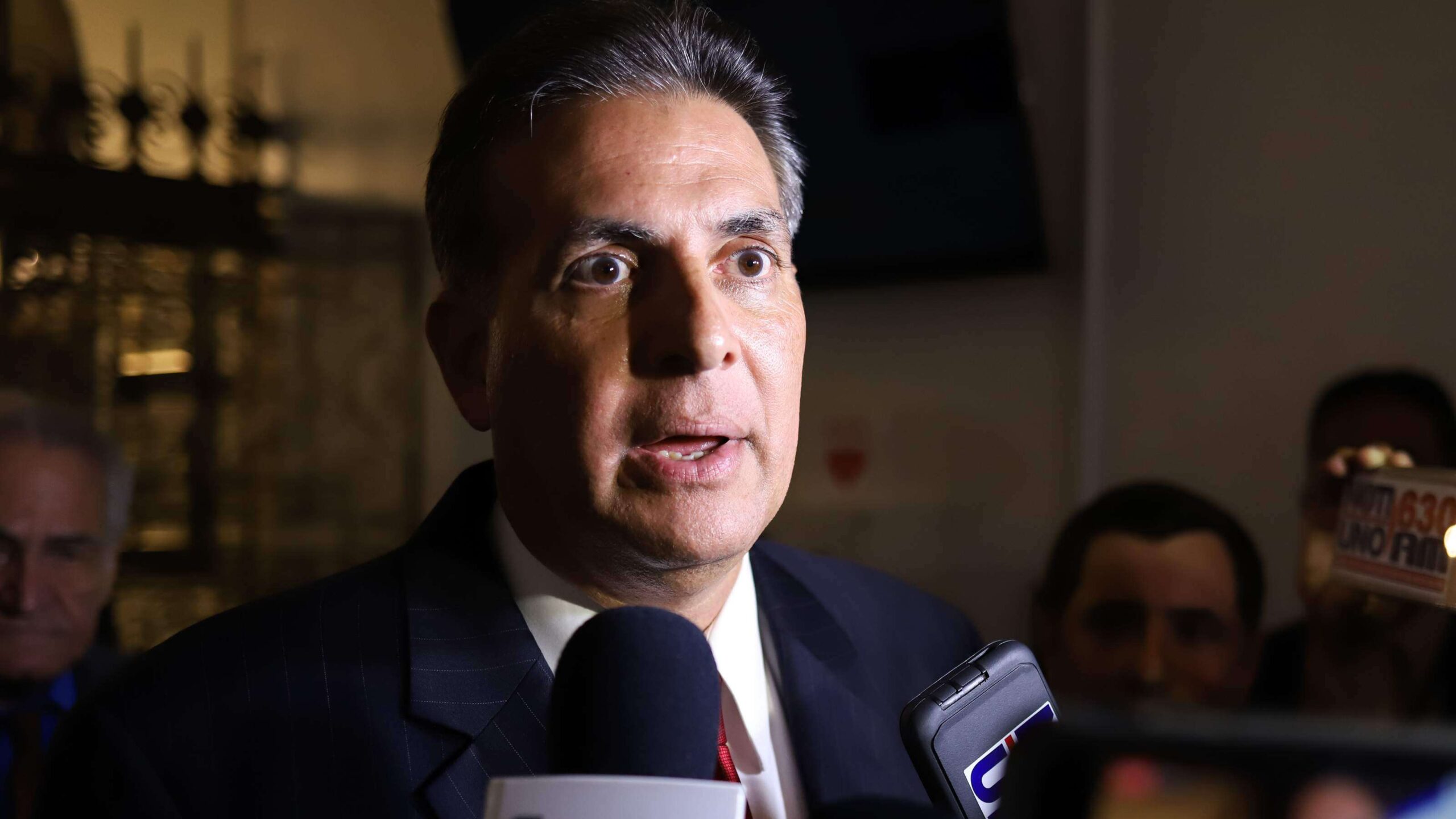 Bhatia quiere atender la Constitución en el 2021