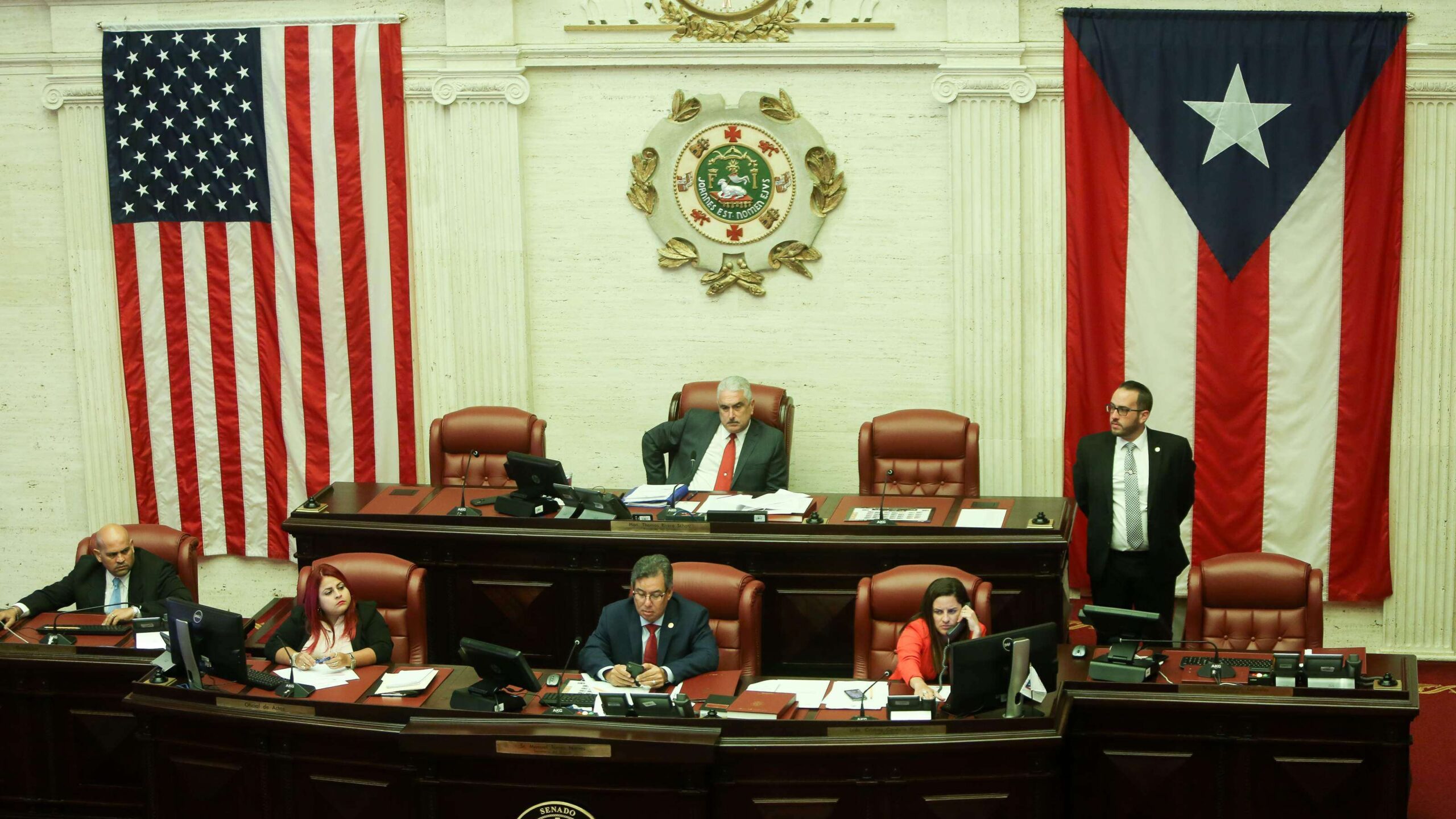 Senadores tildan de gobernación simbólica la de Pedro Pierluisi