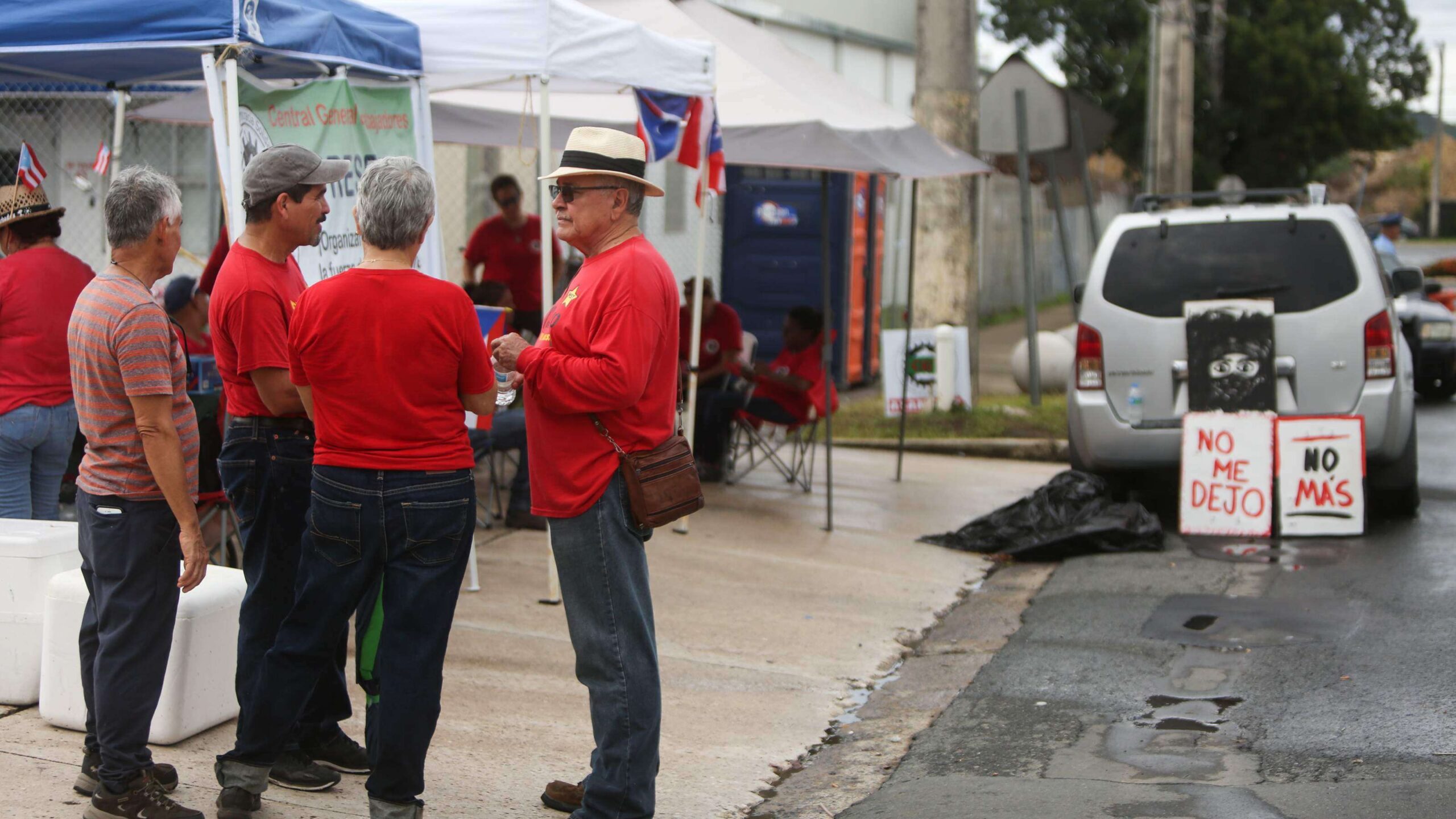 Tribunal multa a la CGT por obstruir entrada de Cadillac Uniforms