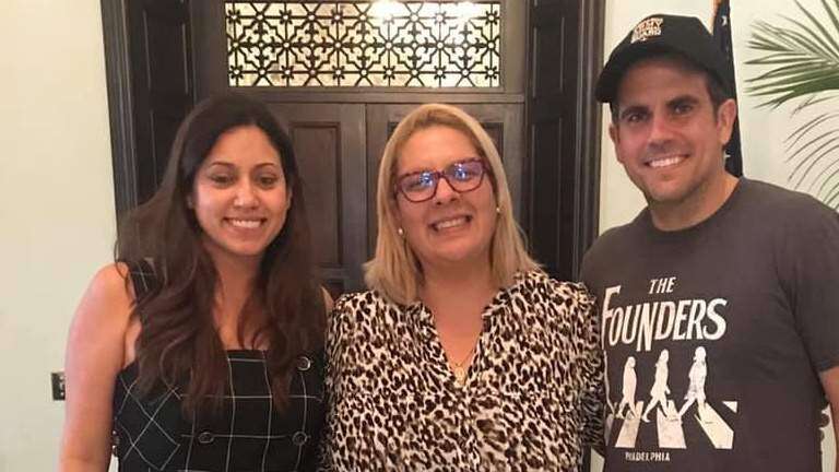 Abogada motorizada ofrece detalles de la familia Rosselló tras su renuncia
