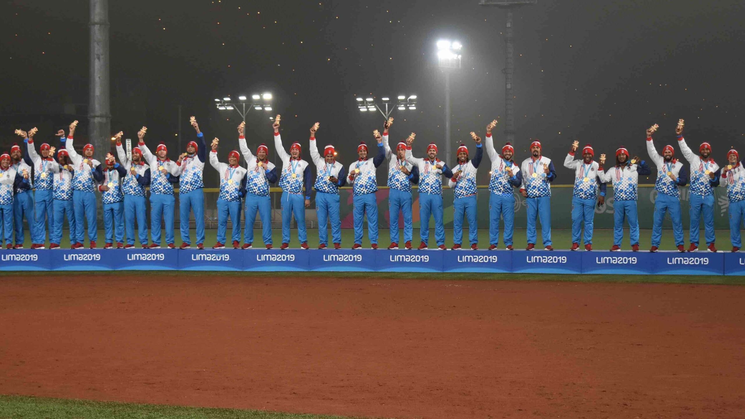 Culpan a la Legislatura por uniformes viejos de medallistas de oro