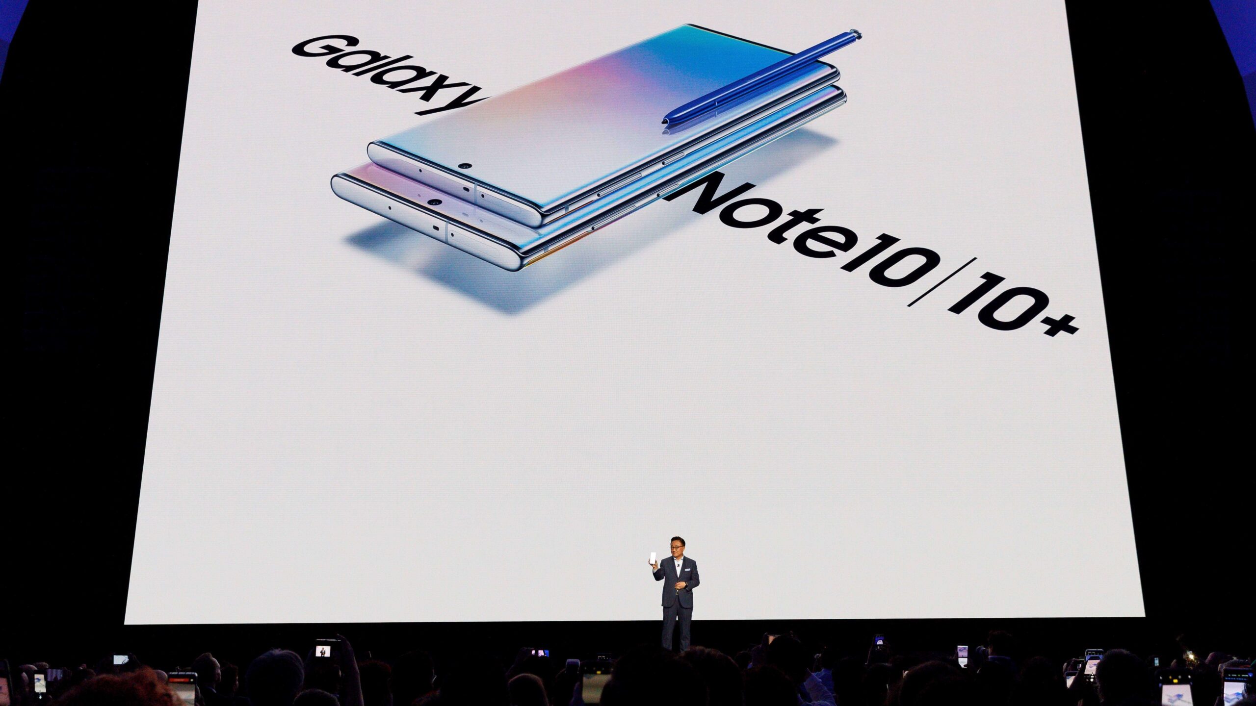 Presentan ediciones más grandes del Galaxy Note 10