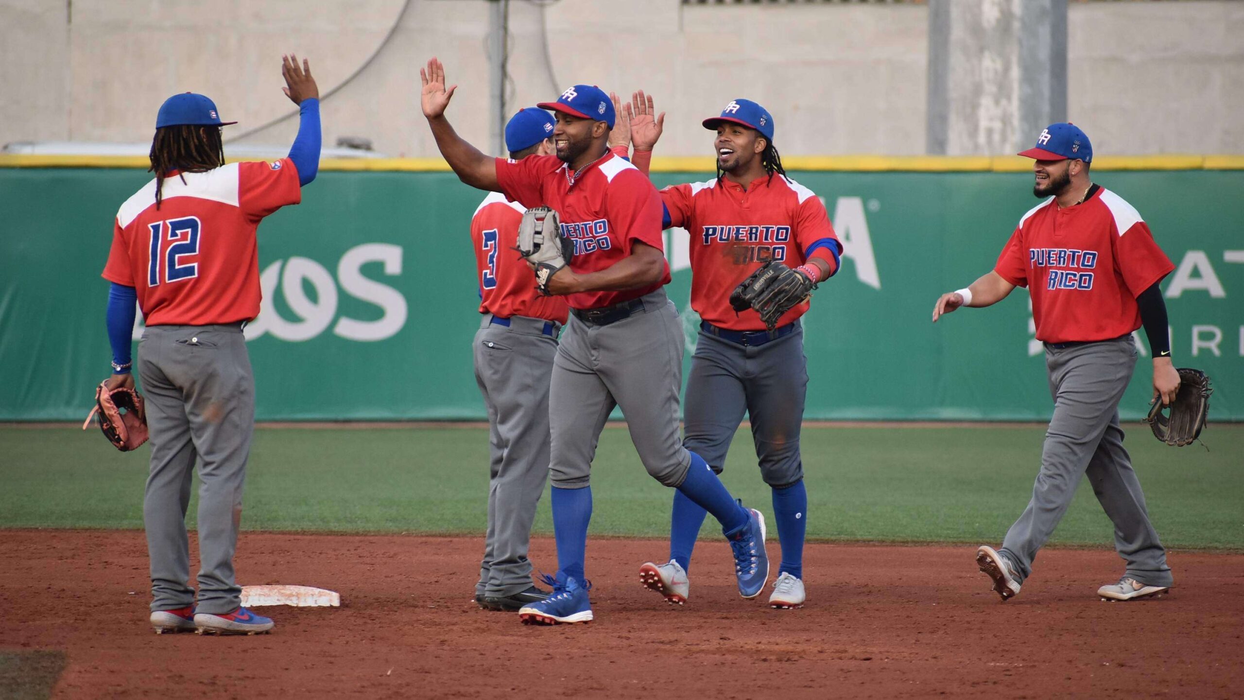 Boricuas buscarán hoy el pase a la final del béisbol